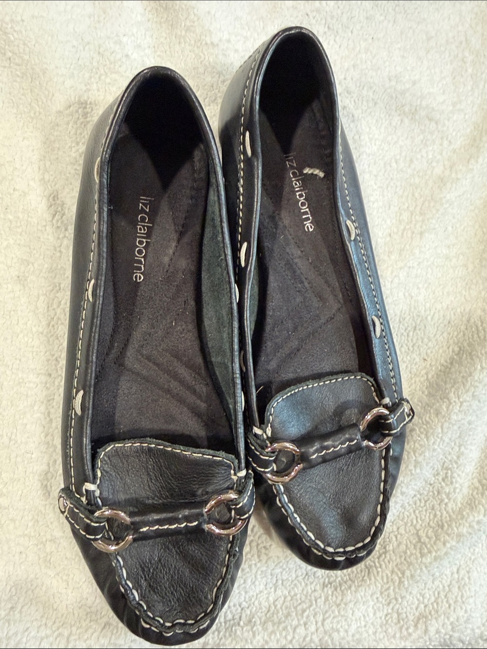 Liz Claiborne Black Leather Slip-On Loafers with Metal Bit 8m